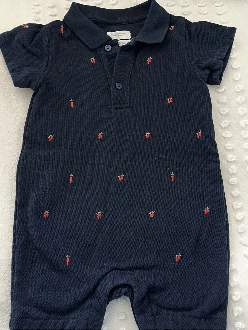 Gap Beatrix Potter One Piece Navy Outfit With Carrots 12-18 Months. 100% cotton